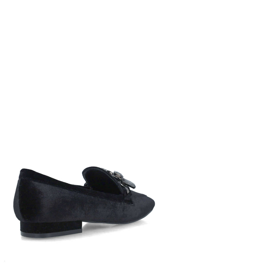       menbur-black-velvet-loafer-