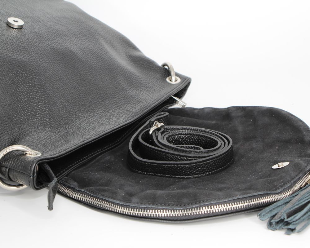 Fabucci-Black-leather-saddle-bag-susanna