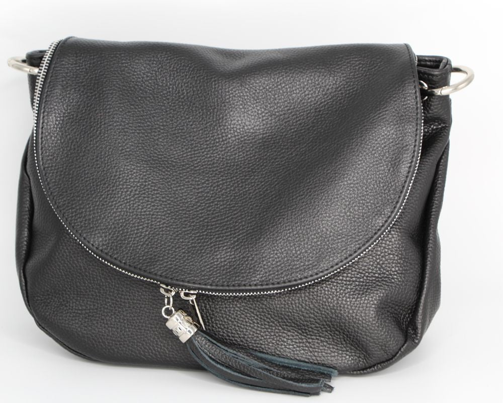 Fabucci-Black-leather-saddle-bag-susanna