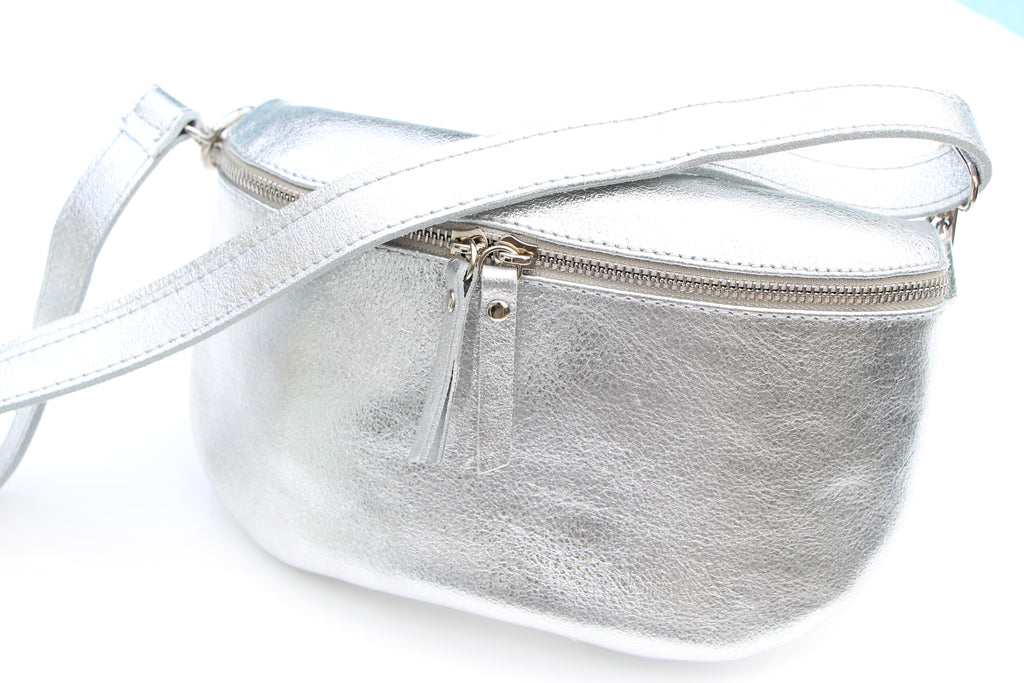 Fabucci-Silver_-Leather-_Bum-_Bag