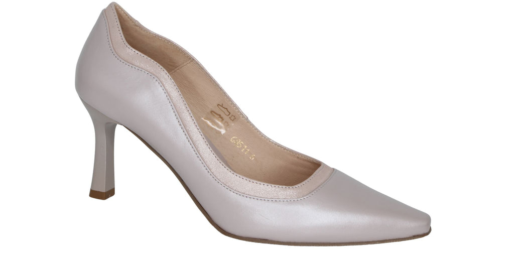 Fabucci -Pearl -Pink- Scallop -Edge  -Leather -Court -Shoe