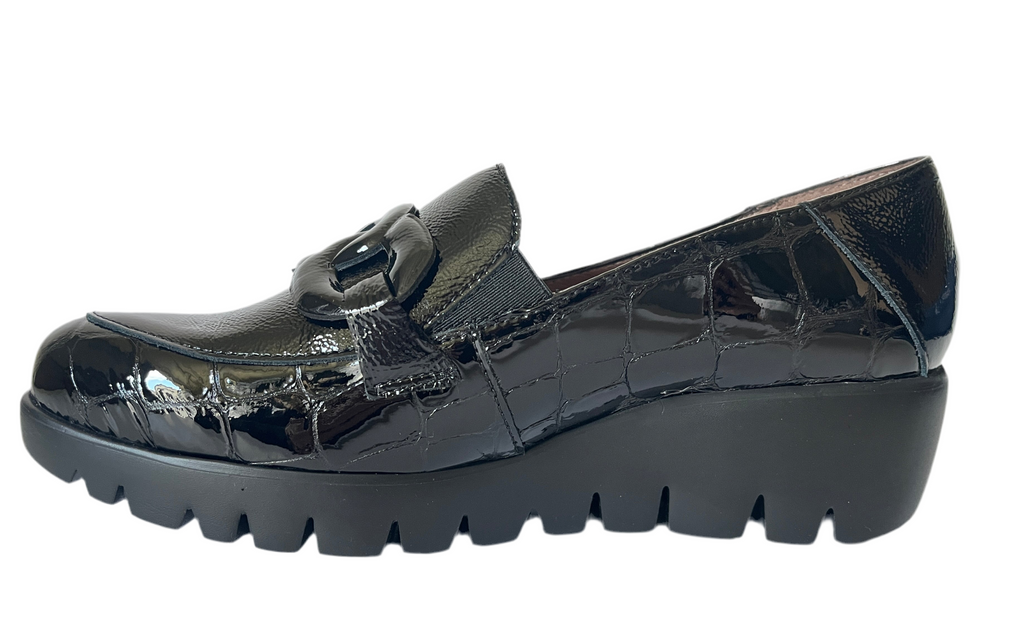 WONDERS-BLACK-WEDGE-LOAFER- C-33330 