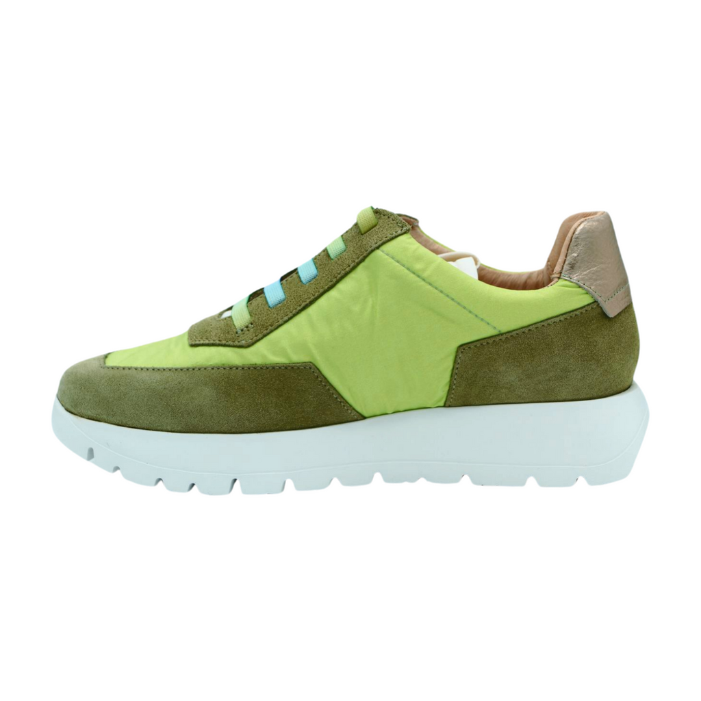 WONDERS-A-2422--Lime--Green--Trainer