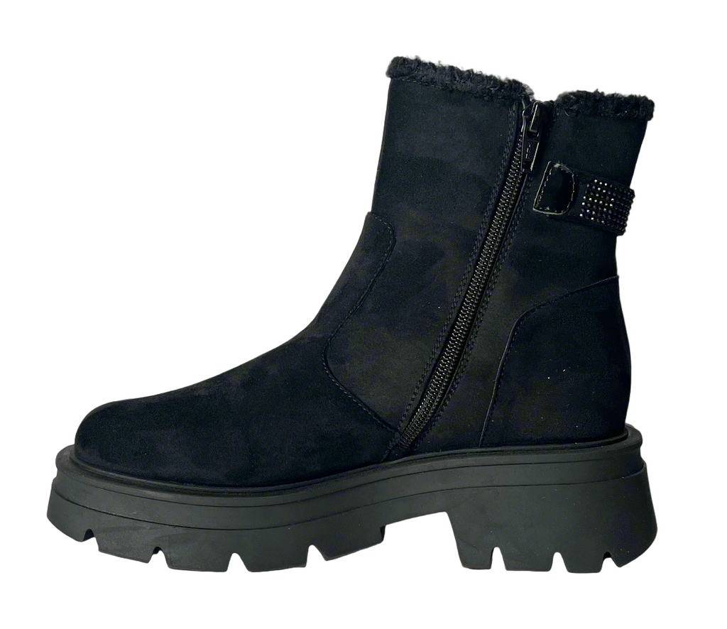 comart-black-chunky-ankle boot