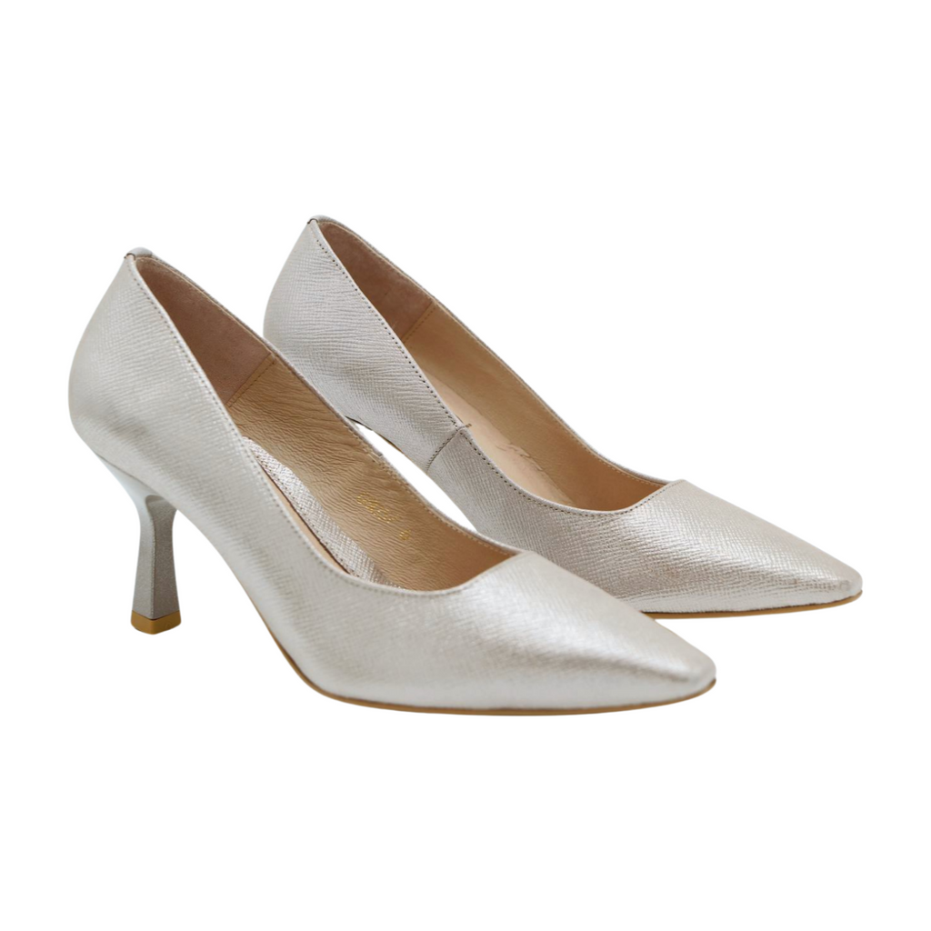 fabucci-silver-shimmer-court-shoe