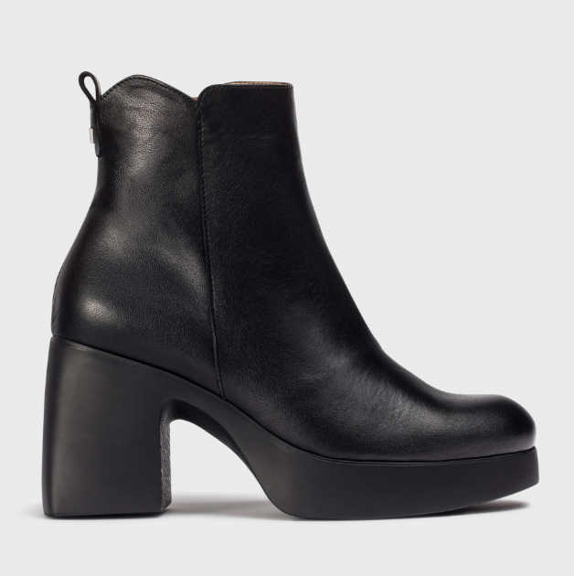 wonders-black-leather-platform-ankle-boot-lady