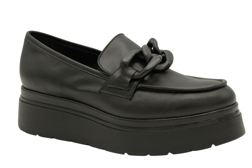 COMART-black-leather-chunky-loafer--1--jpg