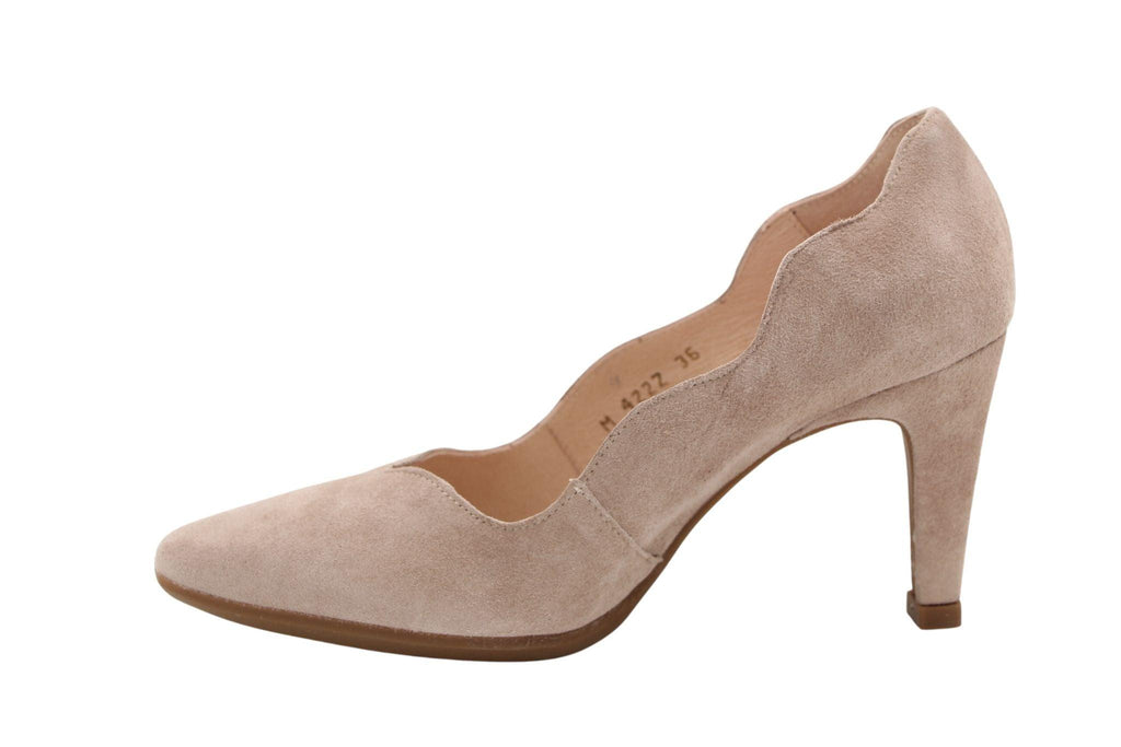 WONDERS -Taupe- Suede -Scalloped -Edge -Heeled -Shoe